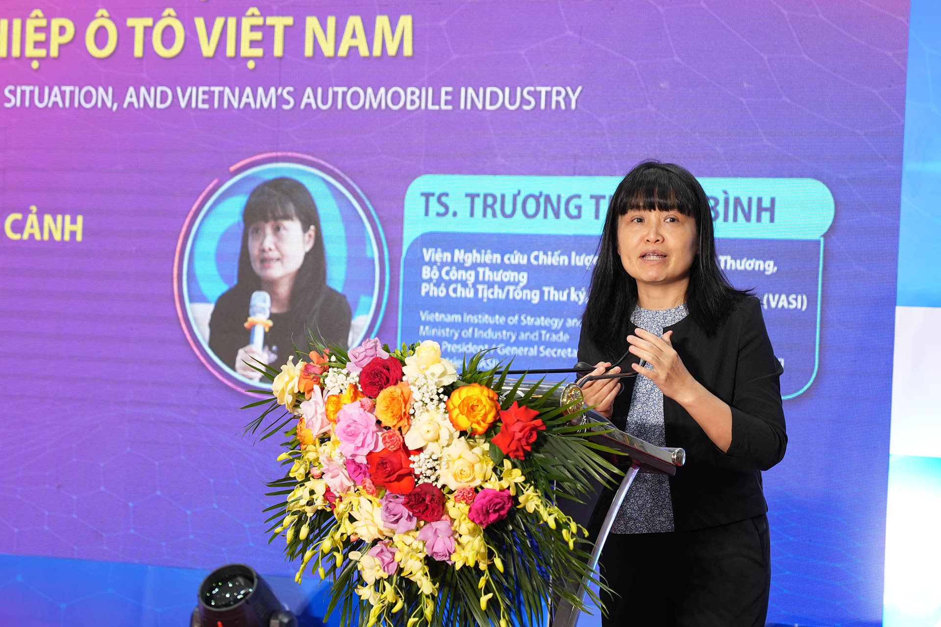 Công nghiệp ô tô phải vươn lên từ chuỗi cung ứng nội địa