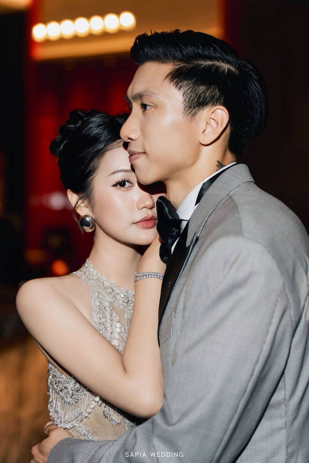 Bộ ảnh kỷ niệm ngày cưới cực đẹp của Văn Hậu - Hải My van hau hai my 3.jpg