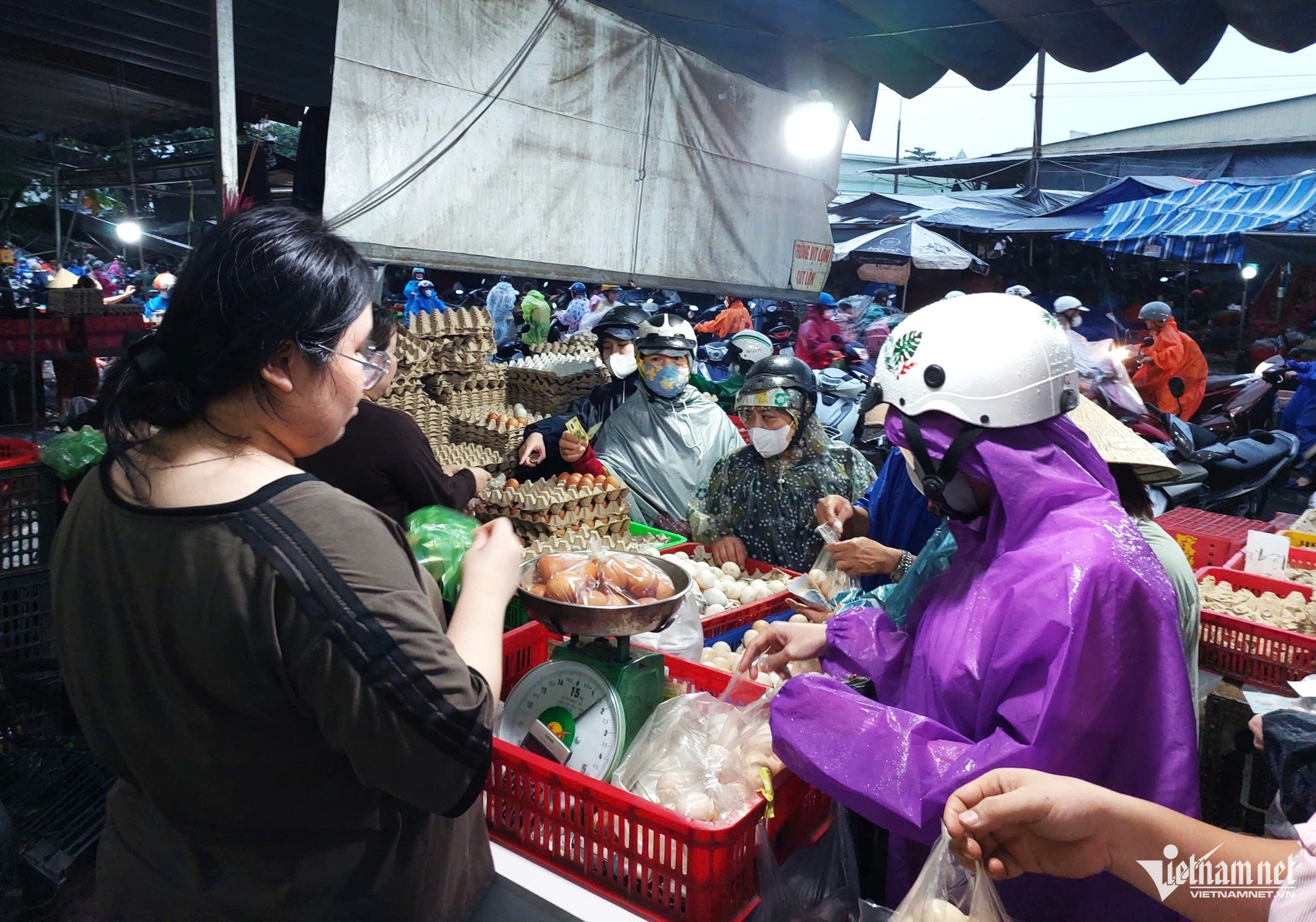 W-mua hang.jpg