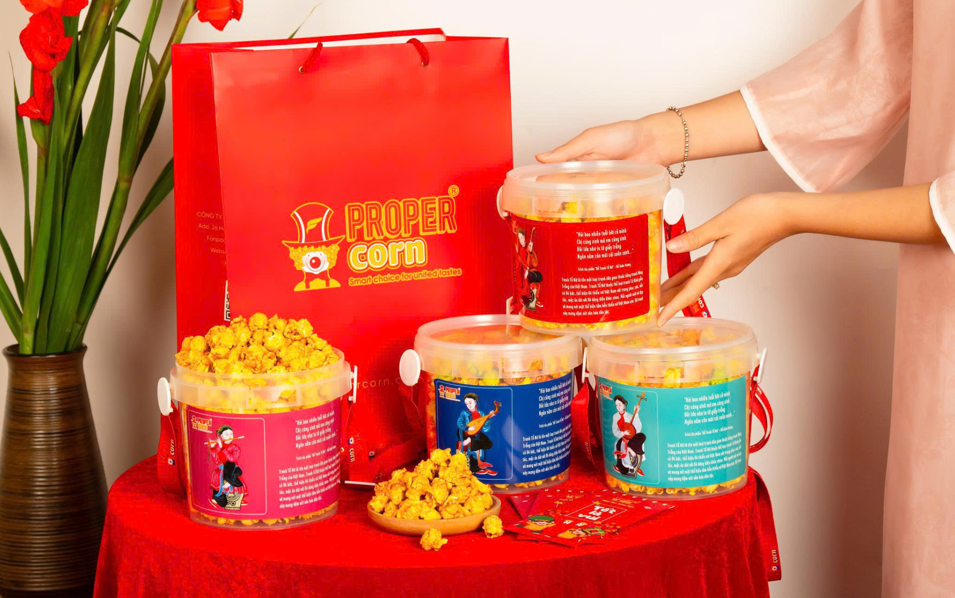 4 popcorn (2).png