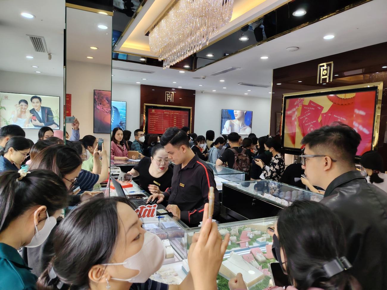 AF642A85 BD2E 472D BD18 927AA305C7AF.png