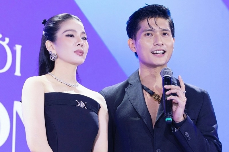 Lệ Quyên tiết lộ 'sốc' về bạn trai, Nhã Phương bầu 5 tháng vẫn quyến rũ
