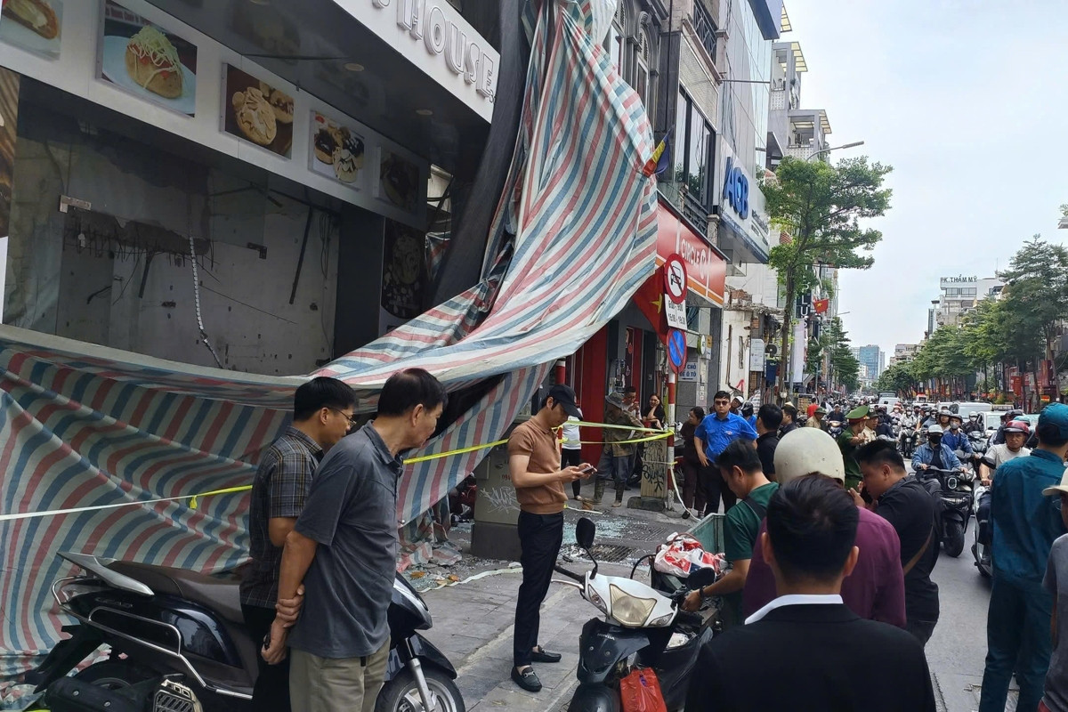 Thông tin mới về vụ rơi vật liệu từ công trình tháo dỡ, 2 người thương vong