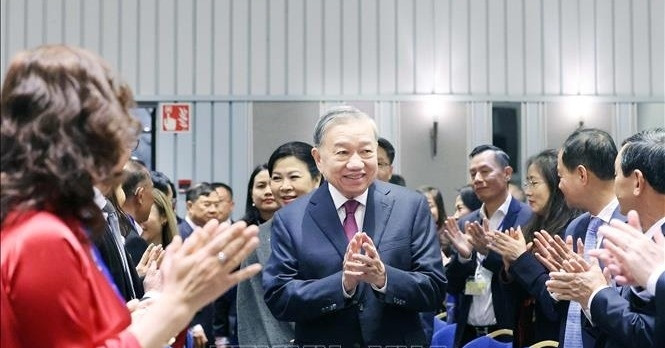 Tổng Bí thư Tô Lâm gặp gỡ cán bộ Đại sứ quán Việt Nam và cộng đồng người Việt tại Bắc Âu