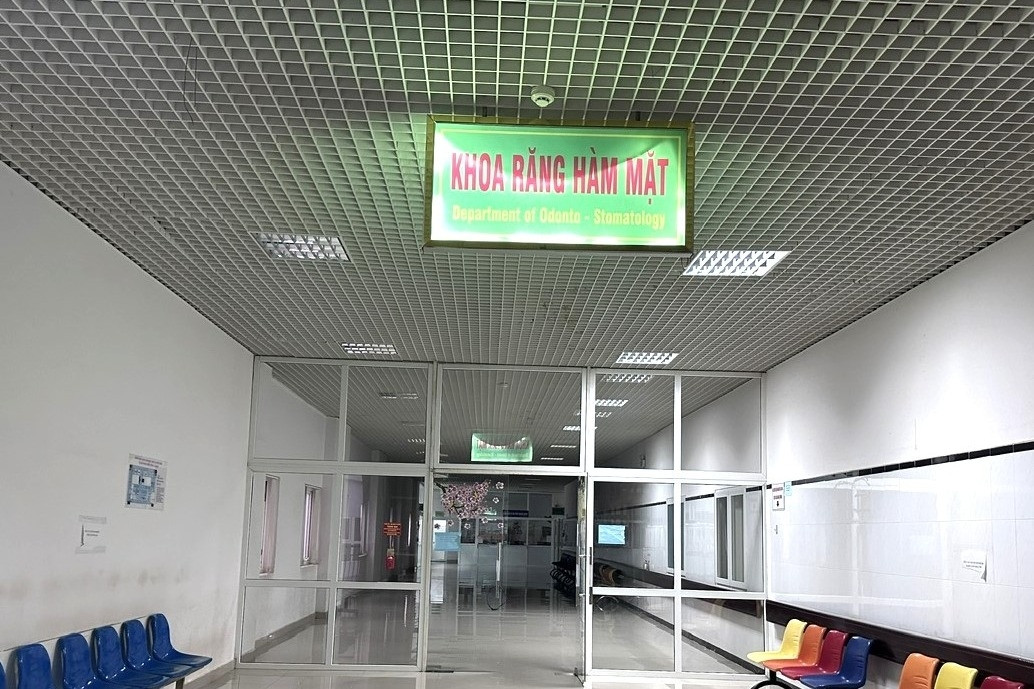 Trưởng khoa lắp camera trong phòng khám, lãnh đạo bệnh viện yêu cầu rút nguồn