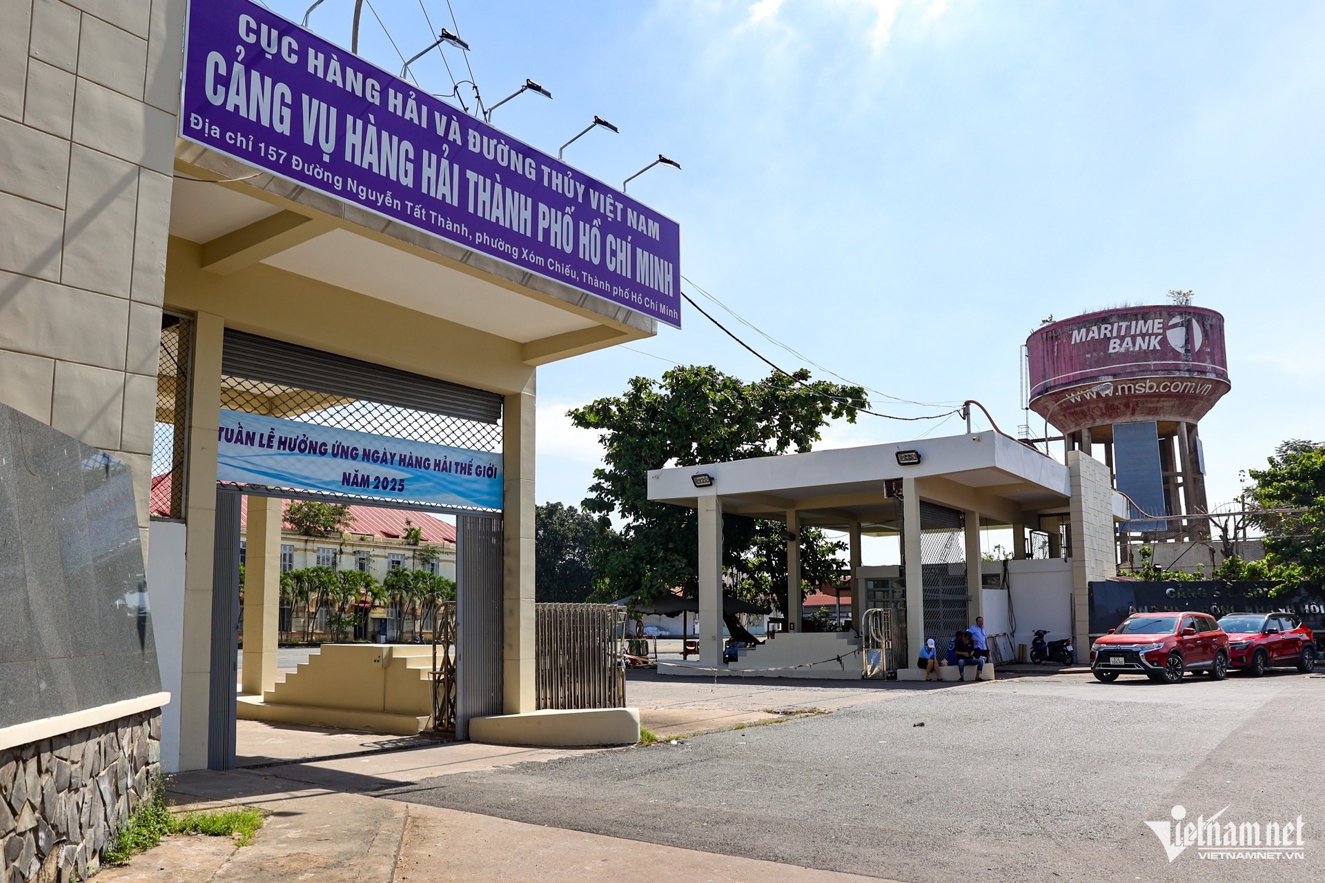 W-cảng sài gòn 17.jpg
