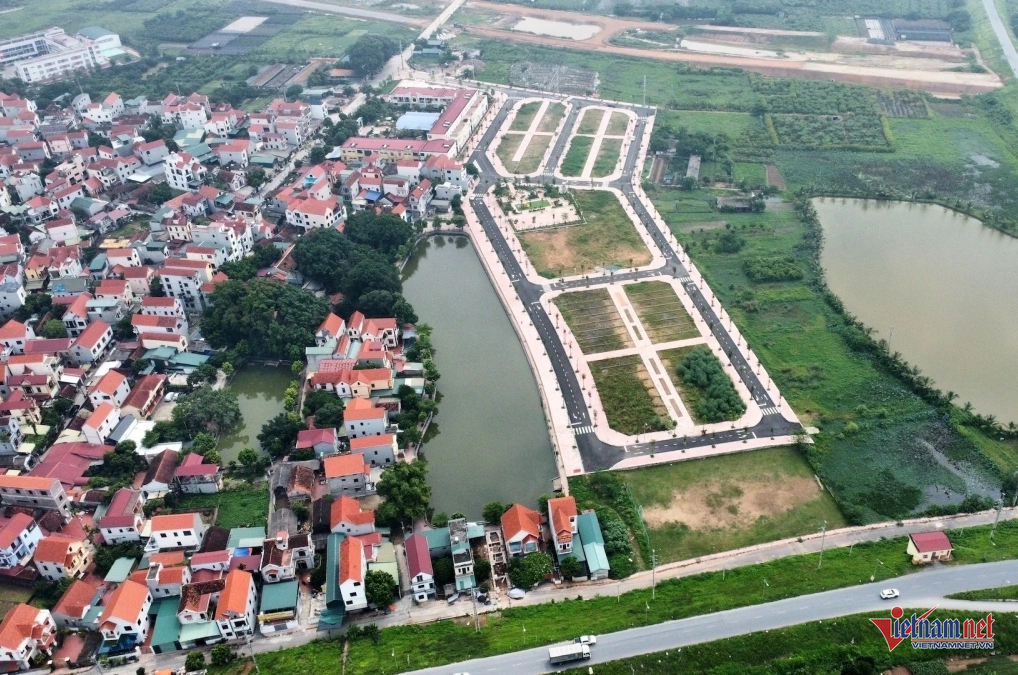 W-Untitled 1 copy.png