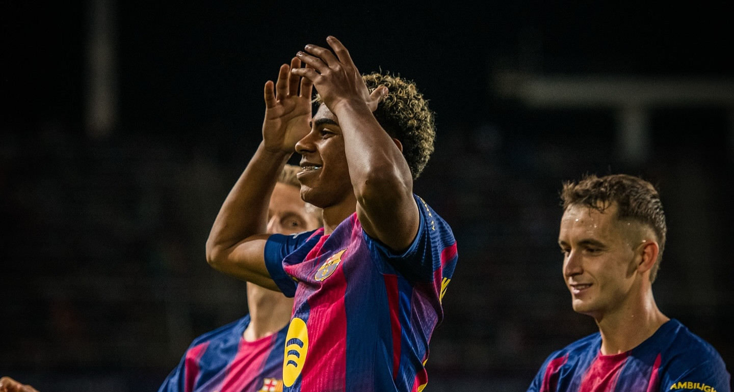 Yamal và Rashford sáng rực, Barcelona thắng to trước Siêu kinh điển