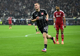 editorial_uefa_com eintracht_frankfurt_v_liverpool_fc_ _uefa_champions_league_2025_26_league_phase_md3 (2).jpg