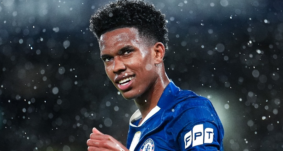 Estevao đi vào lịch sử, Chelsea thắng cực đậm Ajax