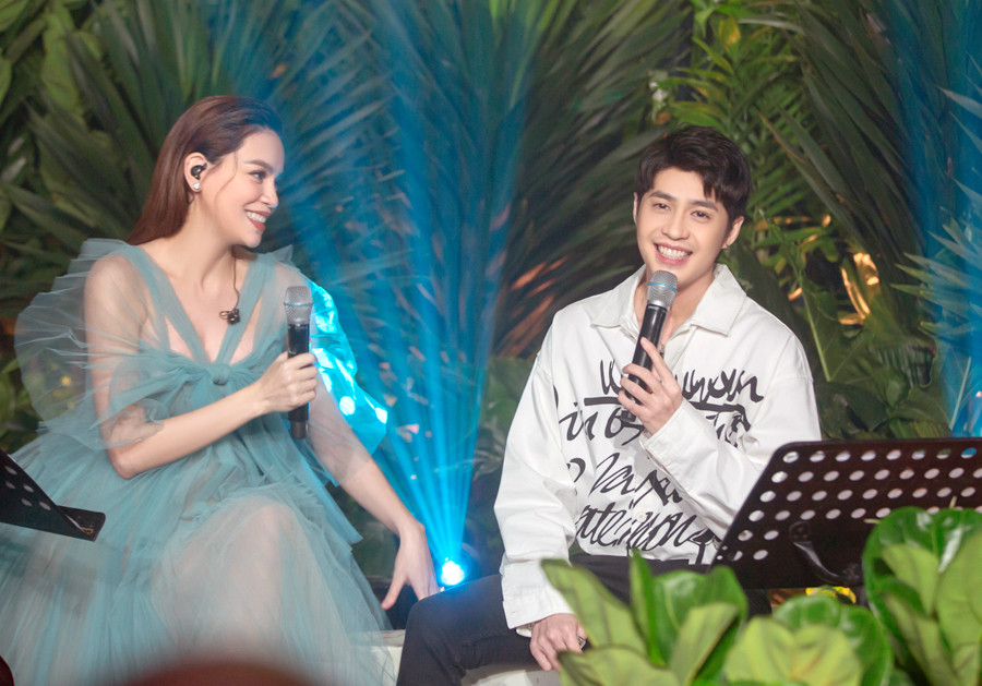 Hồ Ngọc Hà và Noo Phước Thịnh song ca ăn ý