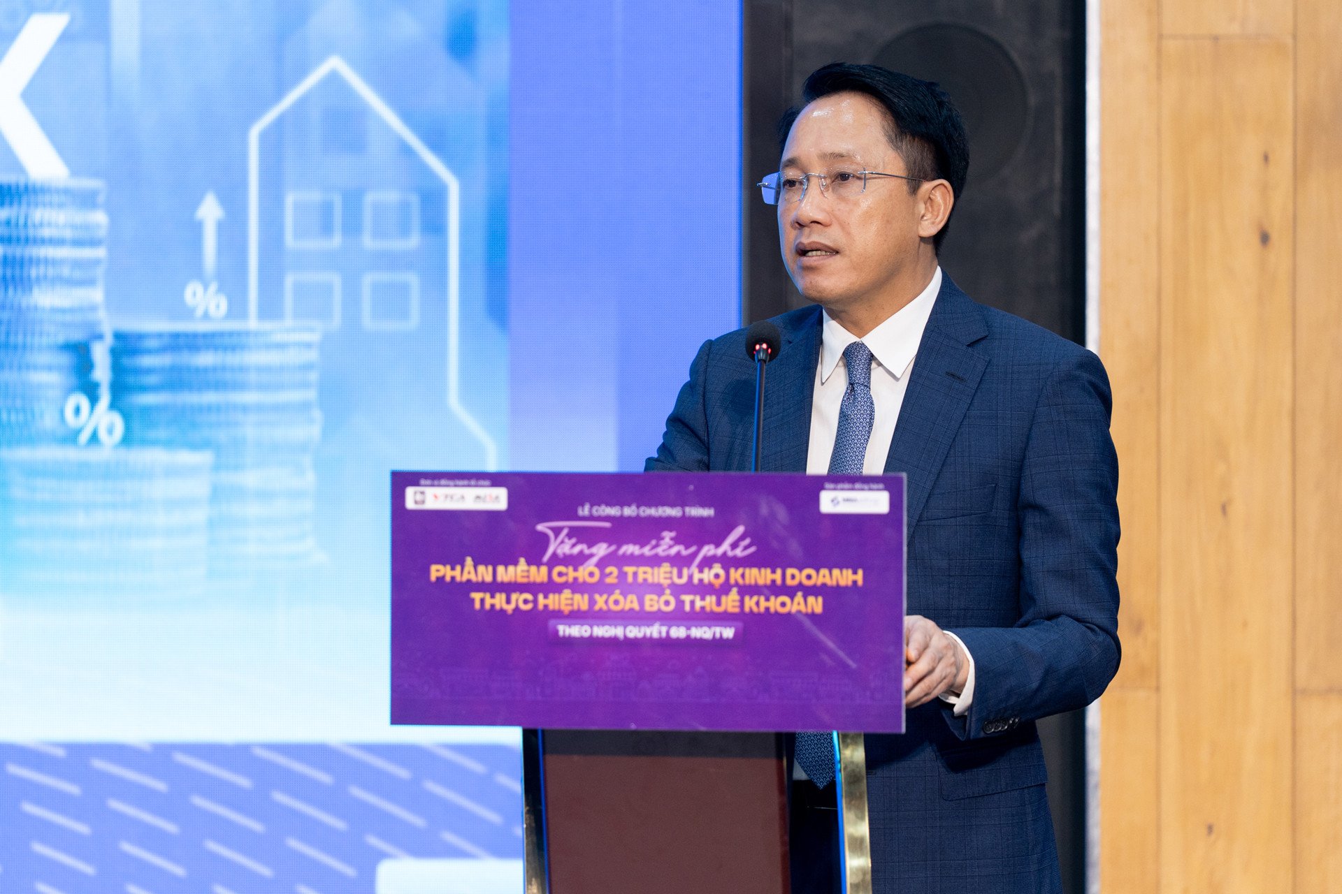 ho tro ho kinh doanh chuyen doi 02.jpg