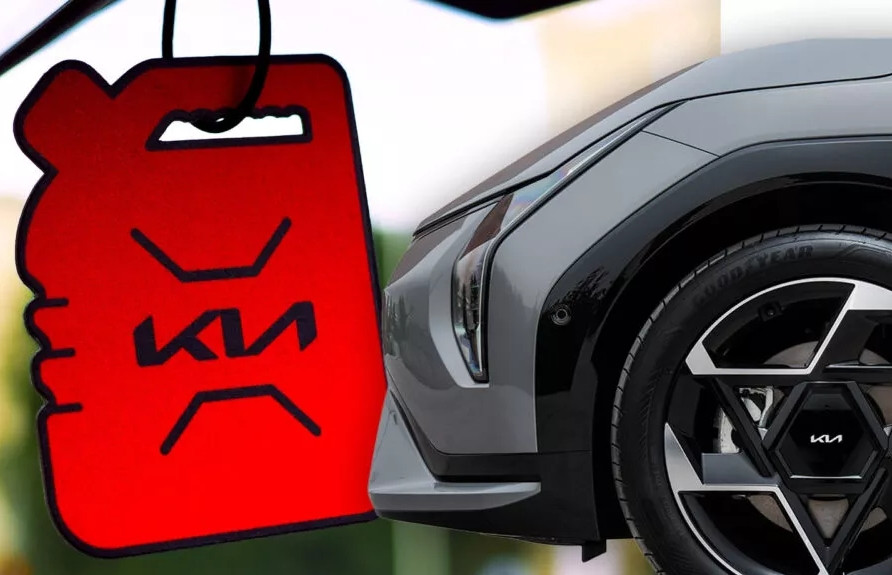 KIA tung chiêu lạ để chiều khách hàng đi xe điện mà vẫn 'thèm' mùi xăng