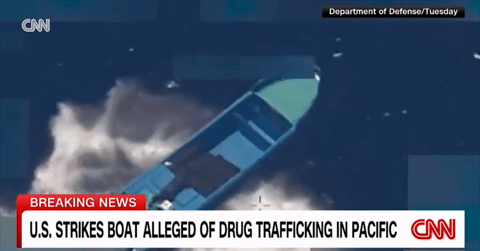 Mỹ làm nổ tung tàu nghi chở ma túy ở Thái Bình Dương