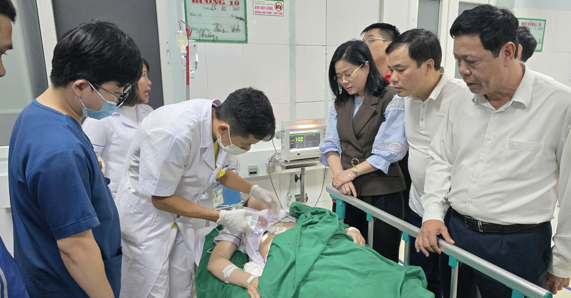 Ngăn kẻ truy sát nhiều người ở Bệnh viện Sản Nh...