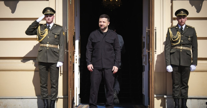 Ukraine điều động binh sĩ tới Anh và Thổ Nhĩ Kỳ