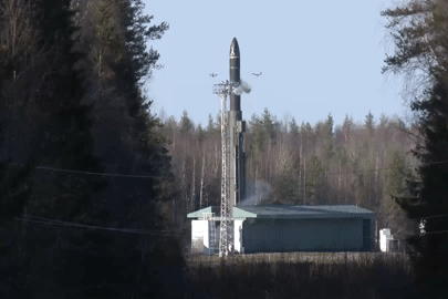 Video Nga phóng tên lửa uy lực Yars trong tập trận của 'bộ ba hạt nhân'