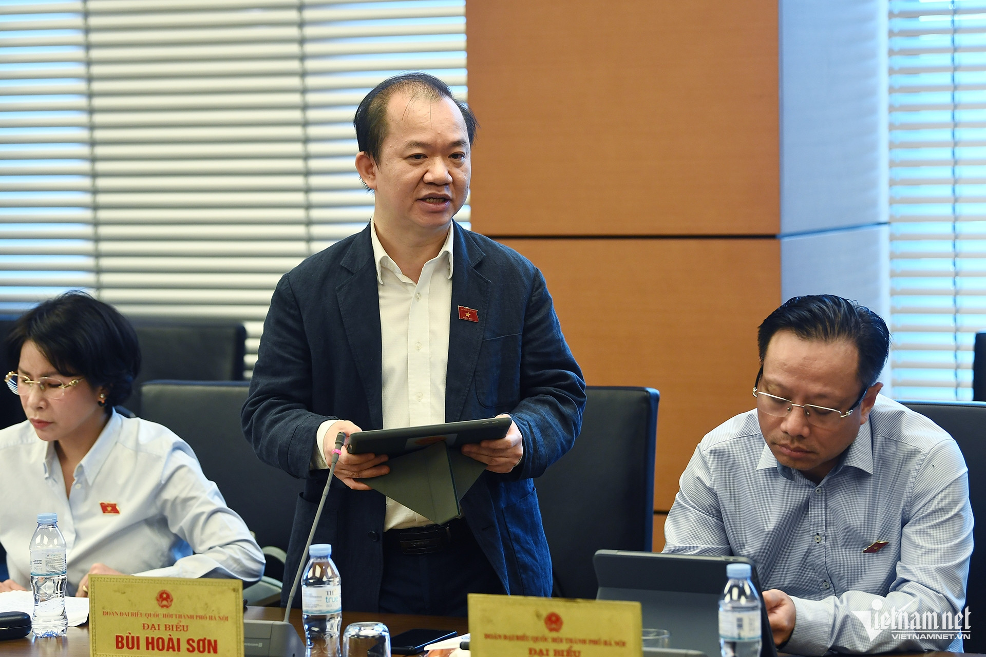 W-Bùi Hoài Sơn Hà Nội 2310250.jpg