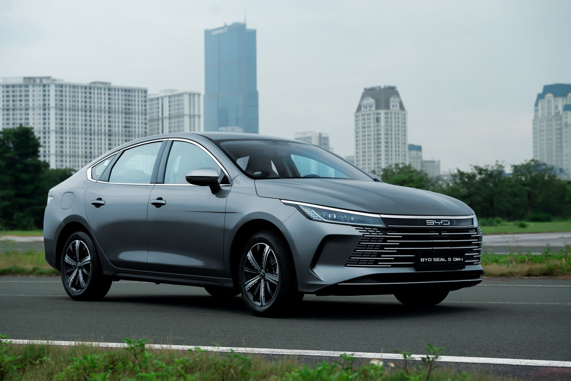 Anh 3  BYD Seal 5 DM i.jpg