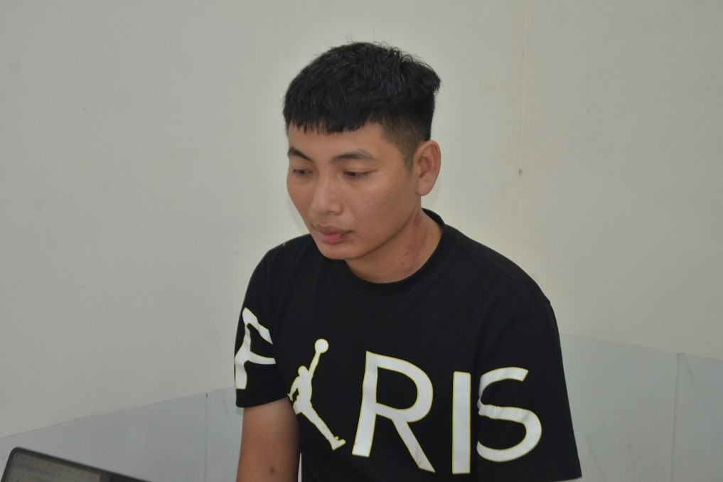 Đối tượng định ném trẻ sơ sinh, cầm dao đâm nữ điều dưỡng khai gì tại cơ quan công an?