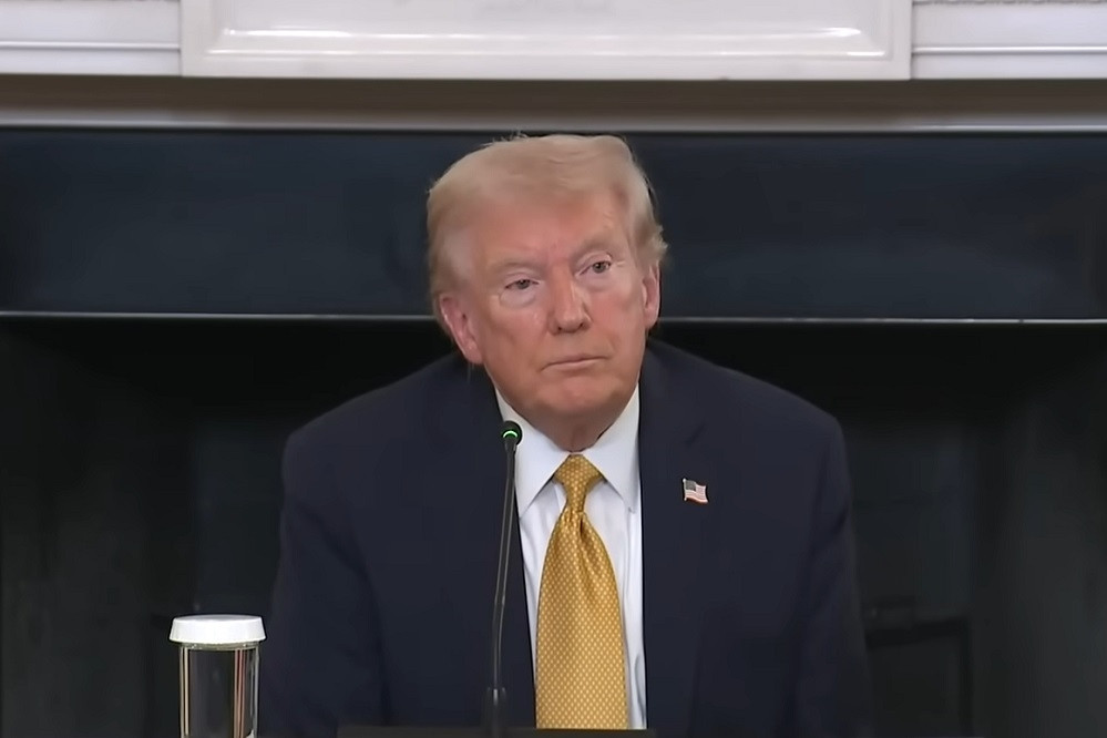 Hé lộ lý do ông Trump bất ngờ áp trừng phạt Nga