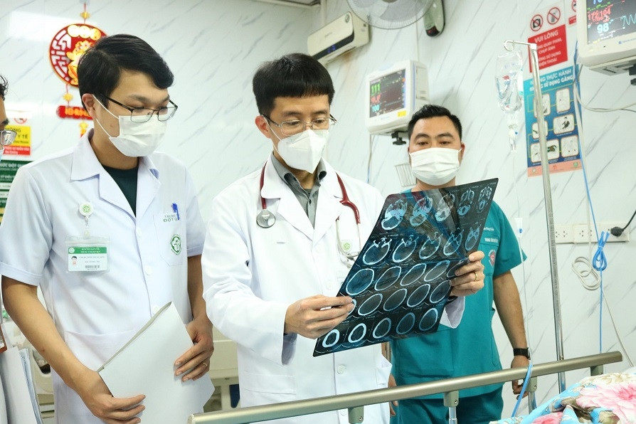 Nam bác sĩ nổi tiếng về lĩnh vực đột quỵ là ứng viên giáo sư năm 2025