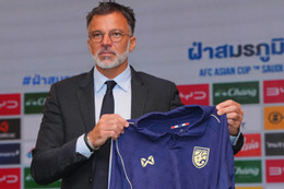 Nguyễn Filip báo tin dữ với CAHN và HLV Kim Sang Sik Thái Lan chọn HLV Anthony Hudson: Giữa tham vọng và hoài nghi