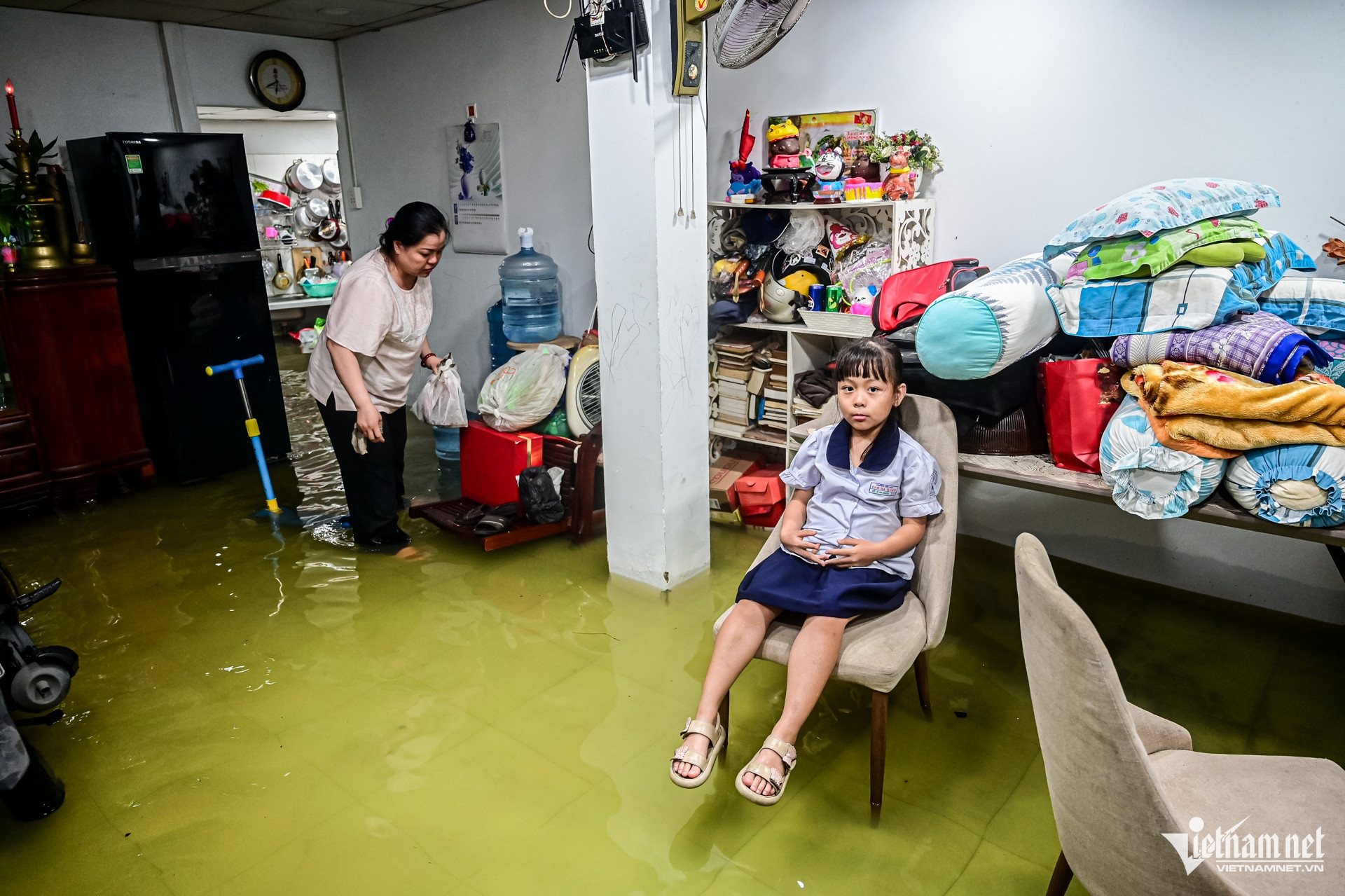 W-triều cường TPHCM   nguyễn huế 12.jpg