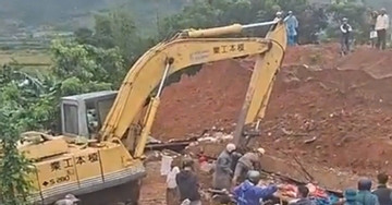 Bản tin chiều 25/10: Sạt móng nhà hàng xóm, cha và con gái tử vong thương tâm