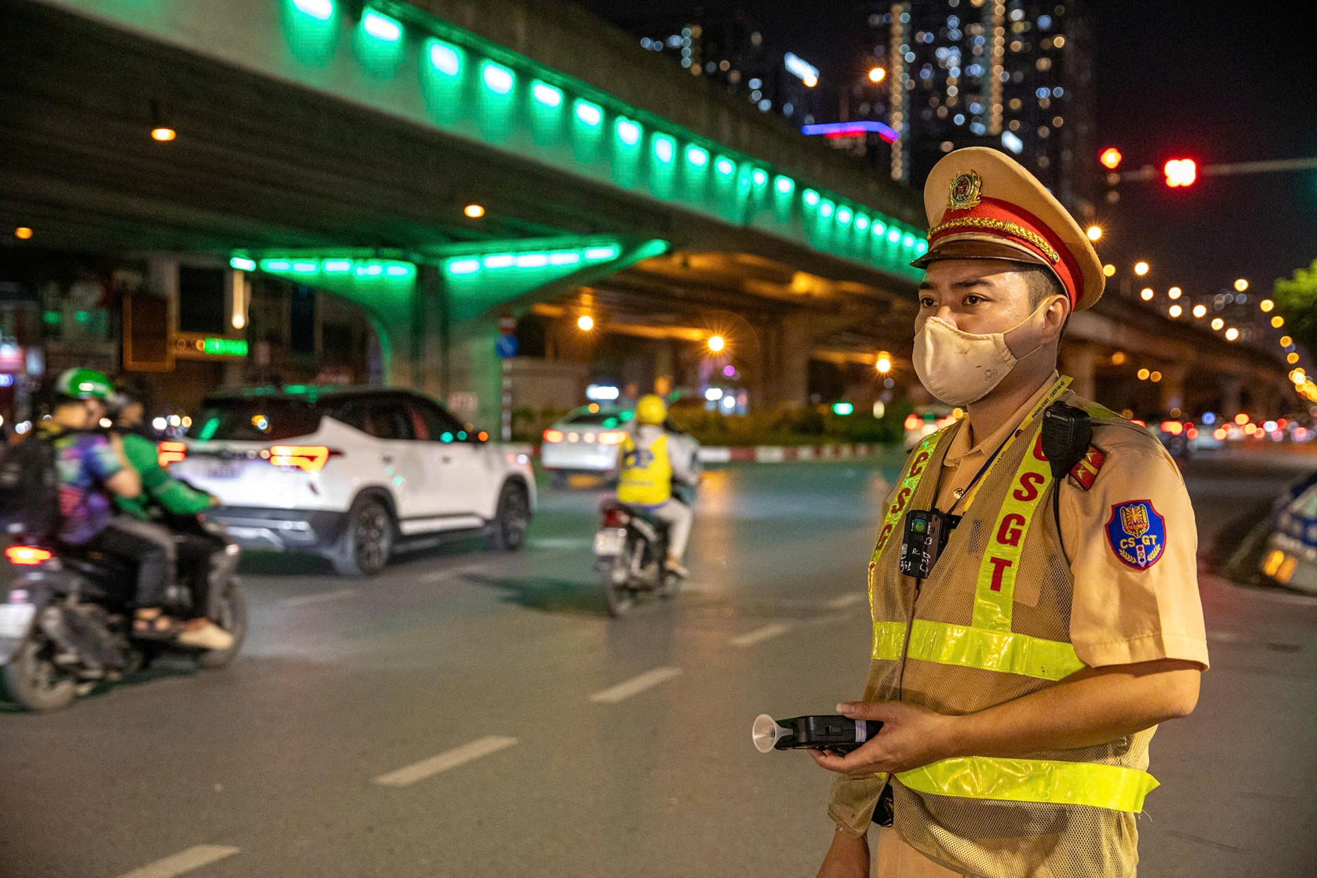 Cục trưởng CSGT yêu cầu đồng loạt kiểm tra nồng độ cồn, hơn 2.000 tài xế bị phạt