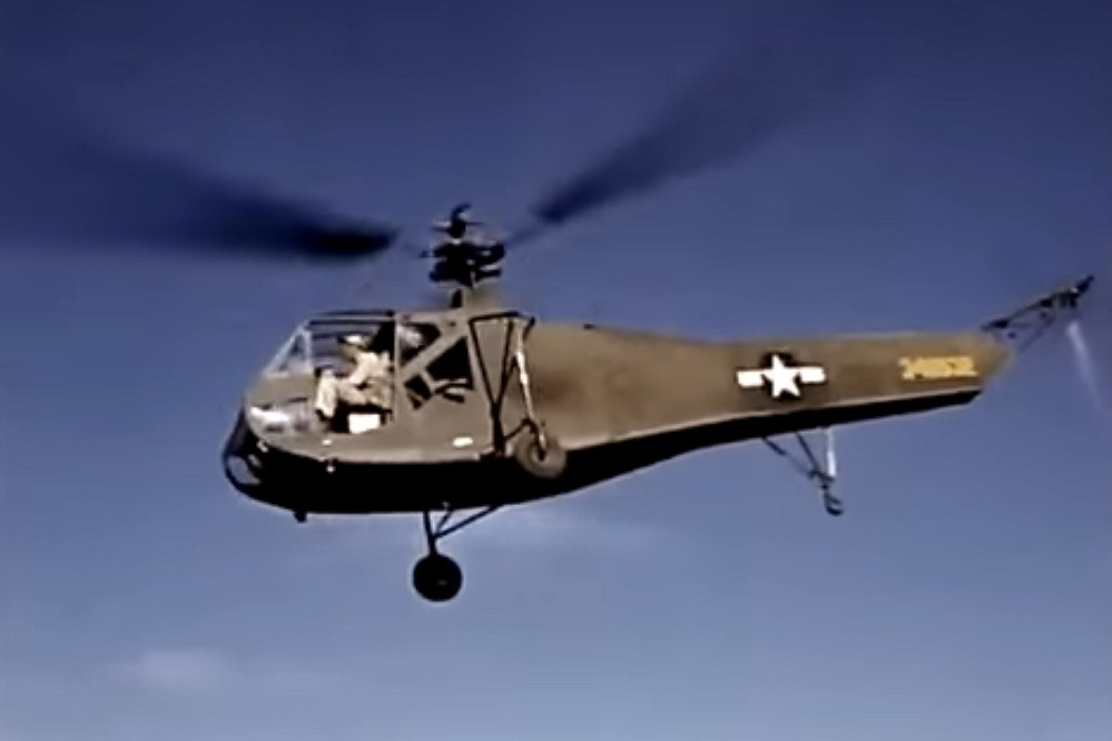 Giải mã sự ra đời của trực thăng cứu hộ quân sự