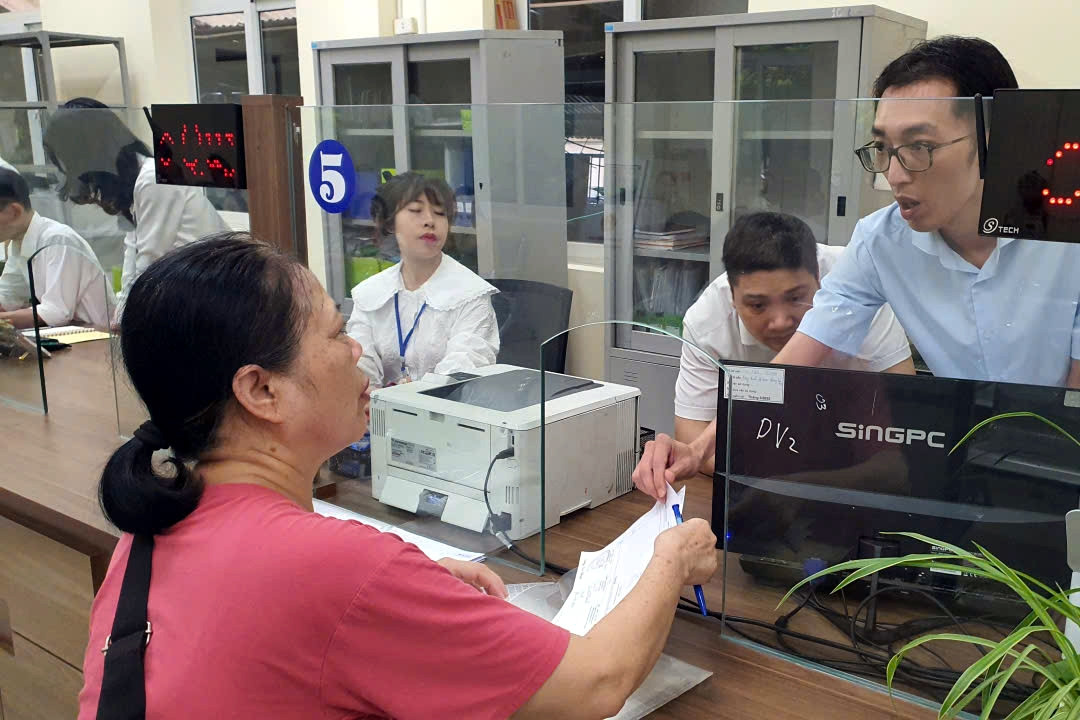 Hà Nội không thu hồ sơ giấy với 25 dịch vụ công trực tuyến thiết yếu