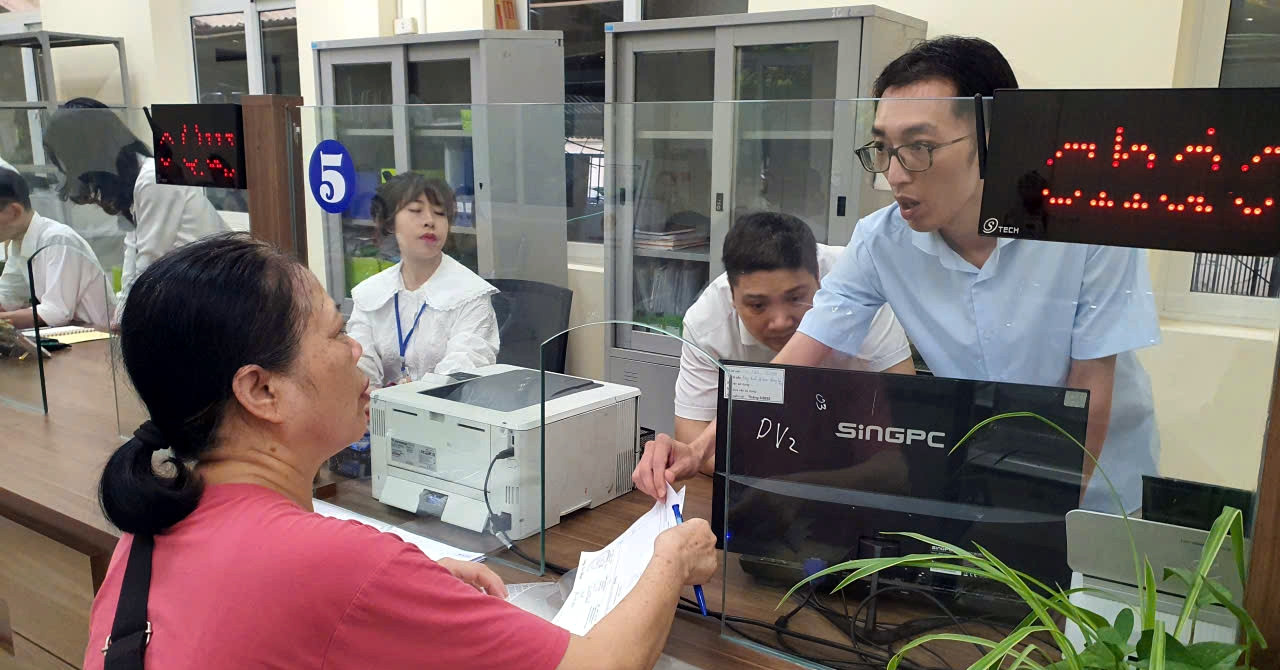 Hà Nội không thu hồ sơ giấy với 25 dịch vụ công trực tuyến thiết yếu