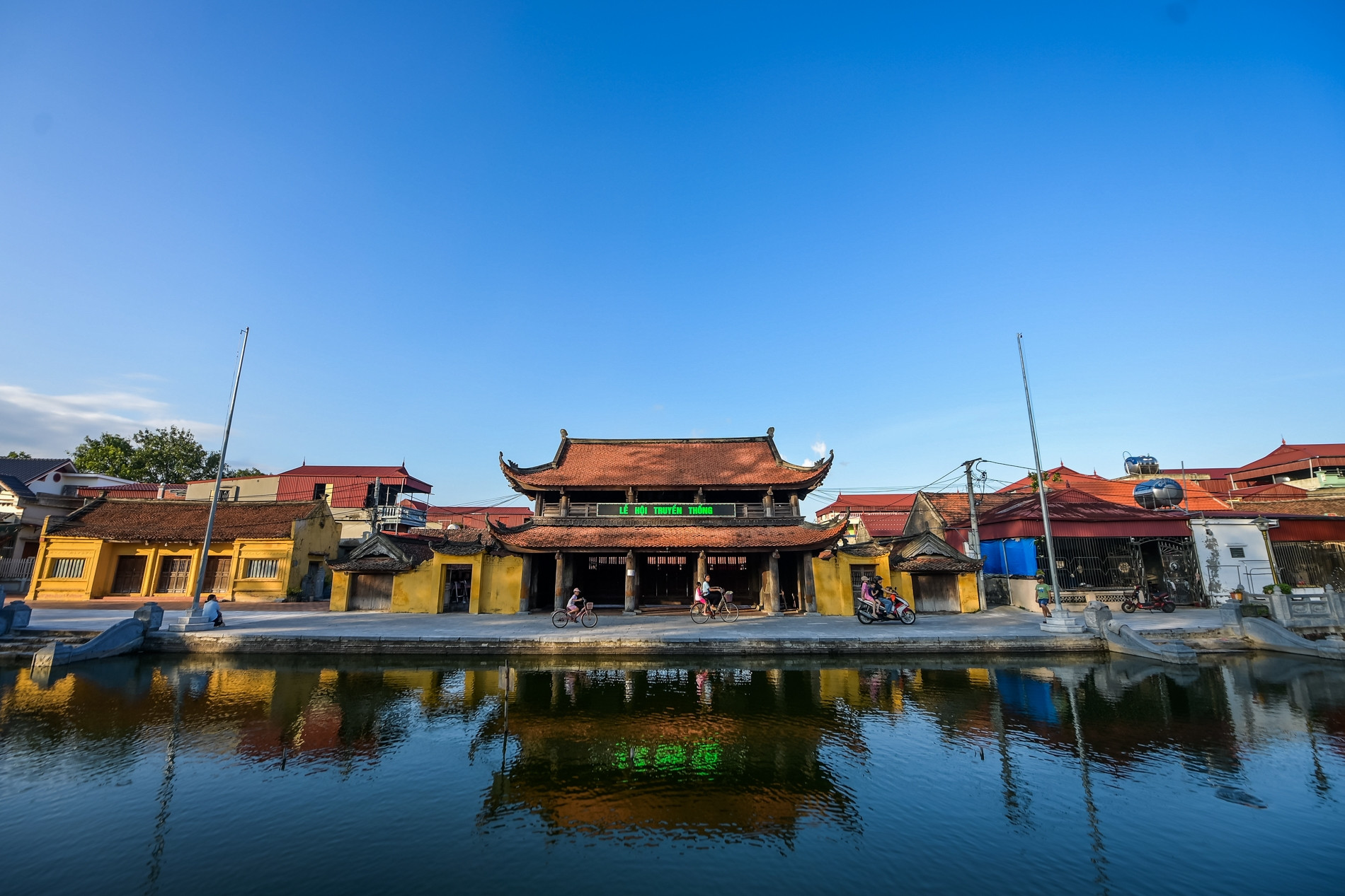 Ngôi cổ tự trăm năm vắng bóng nhà sư ở làng khoa bảng nổi tiếng Ninh Bình