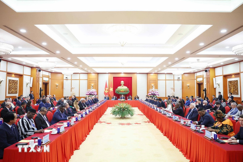 tong bi thu to lam tiep truong doan cac nuoc tham du le mo ky cong uoc ha noi 3.jpg