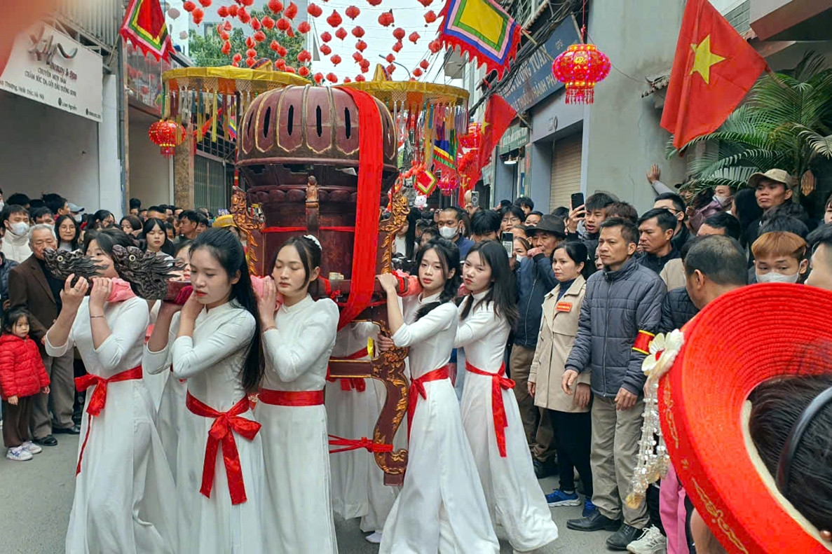 Vô tình lọt vào ảnh sự kiện đông người, cá nhân có quyền yêu cầu gỡ bỏ?