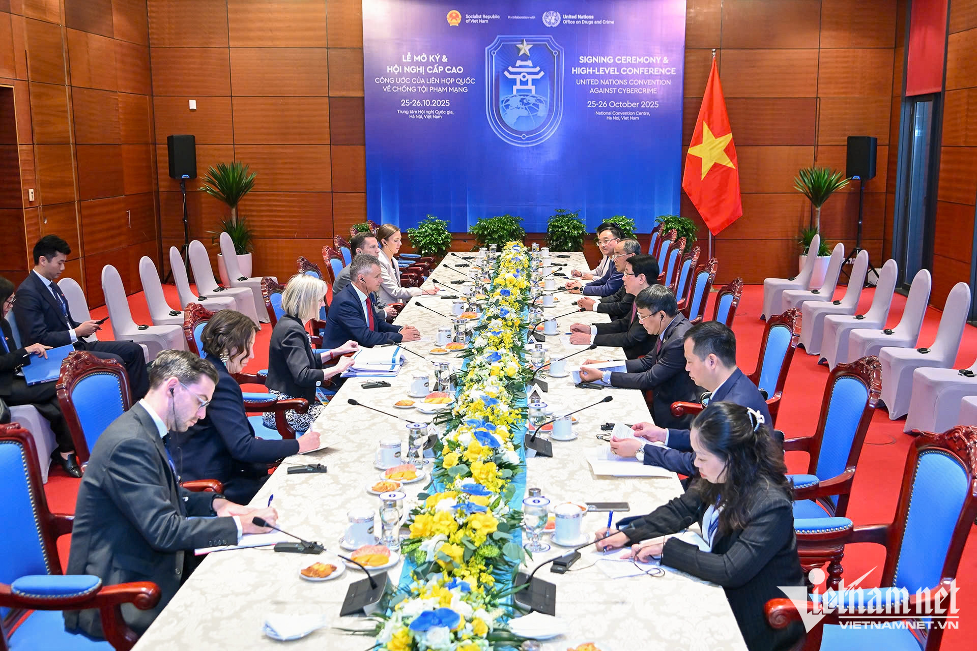 W-CTN tiếp đoàn Úc 2.jpg