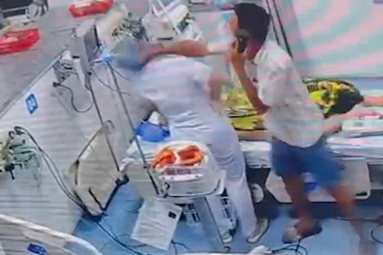 Bản tin cuối ngày 25/10: Khởi tố người đàn ông hành hung nữ điều dưỡng bệnh viện