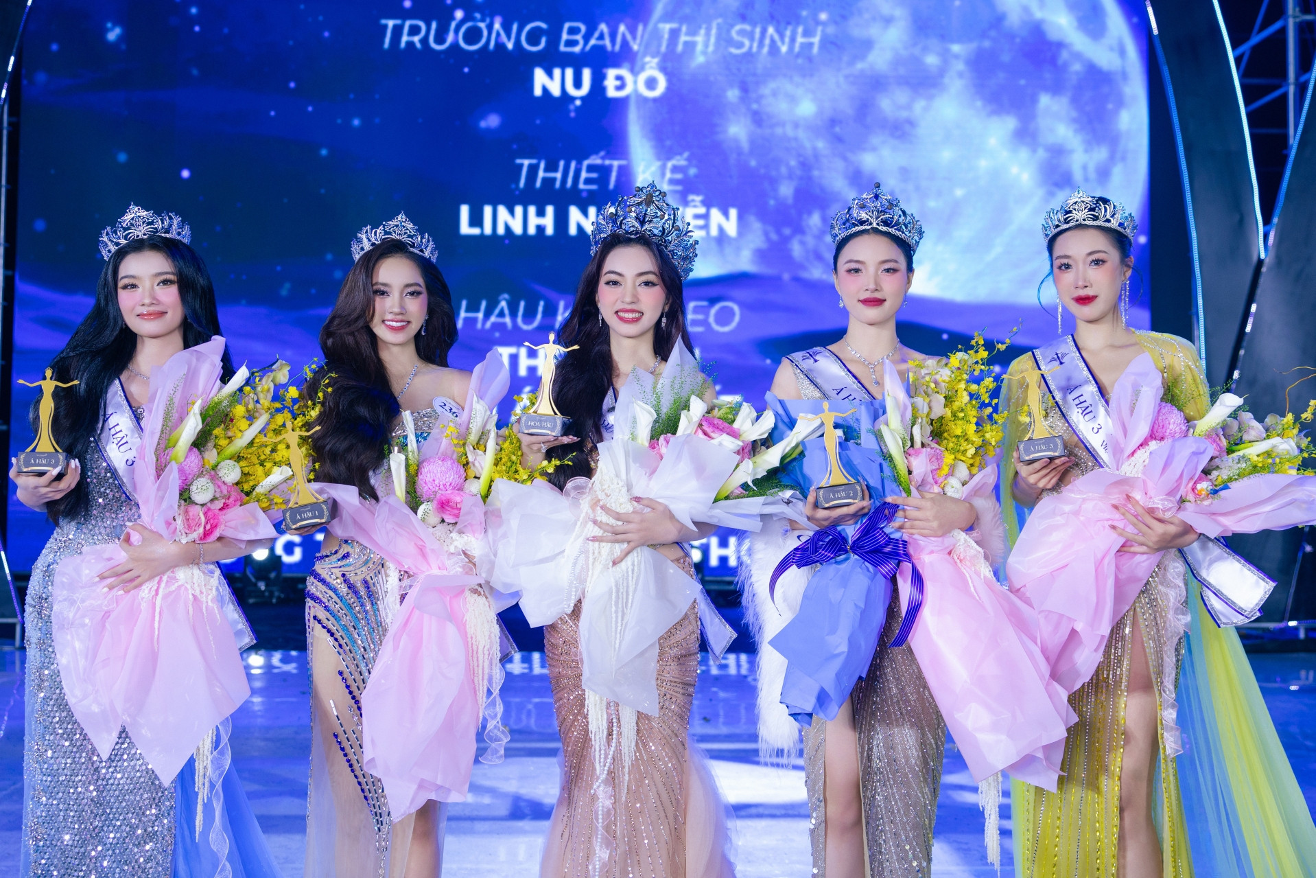 batch_Top 5 chung cuộc_ Trần Thị Thu Hiền, Hoàng Ngọc Như, Nguyễn Thị Kiều Anh, Vũ Hồng Hạnh, Nguyễn Phương Anh (1).jpg