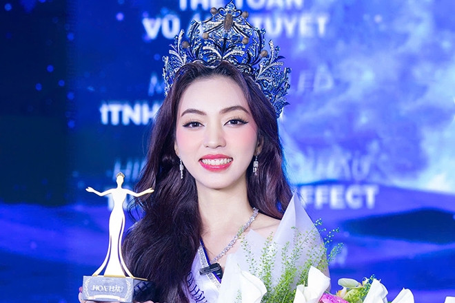Sắc vóc nữ sinh 22 tuổi vừa đăng quang Hoa hậu Sinh viên Việt Nam 2025