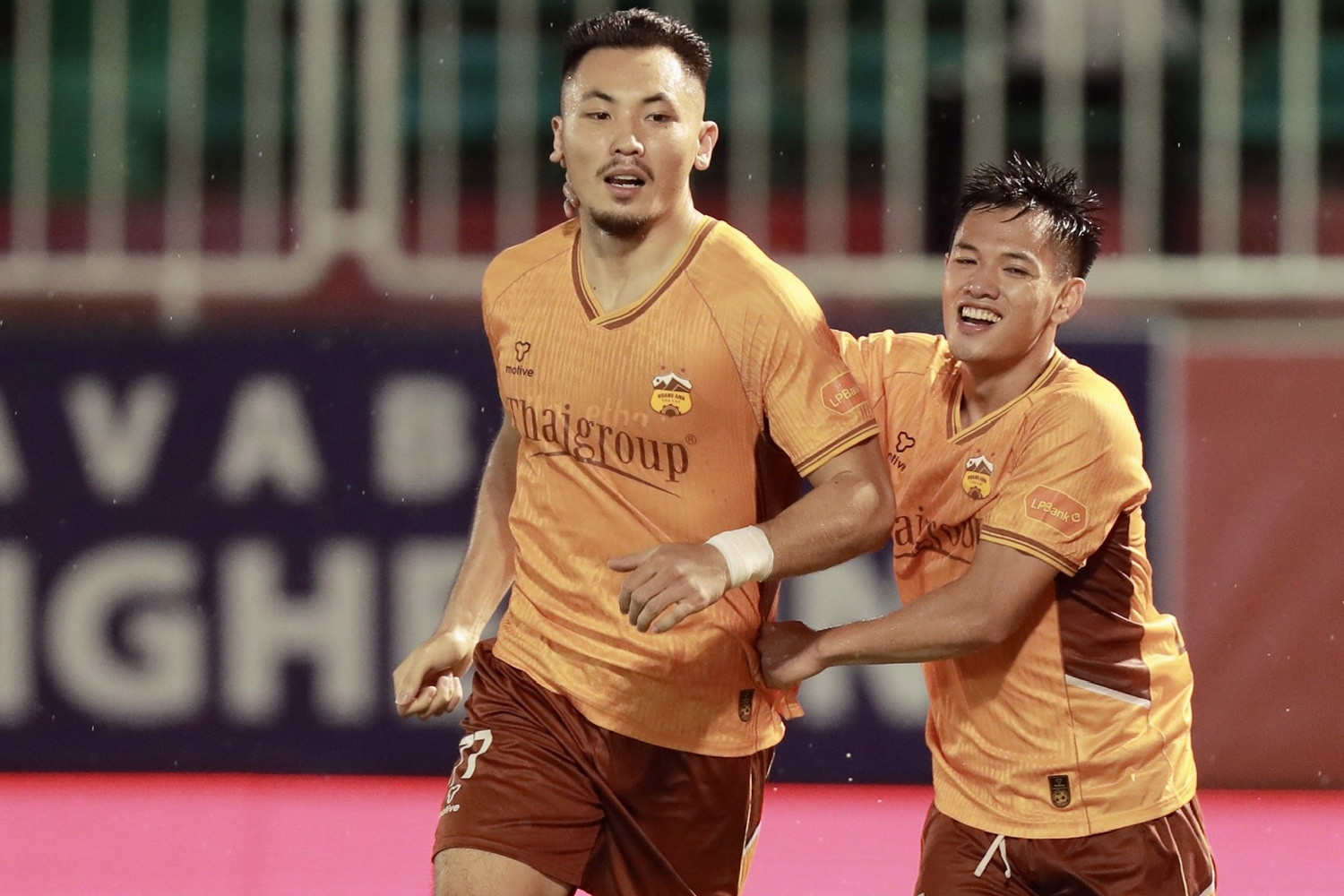 HAGL xuất sắc đánh bại Thể Công Viettel