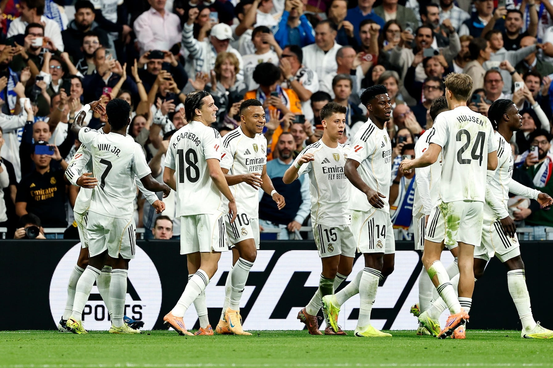 Kết quả bóng đá hôm nay 27/10: Real Madrid hạ Barca, Man City thua đau