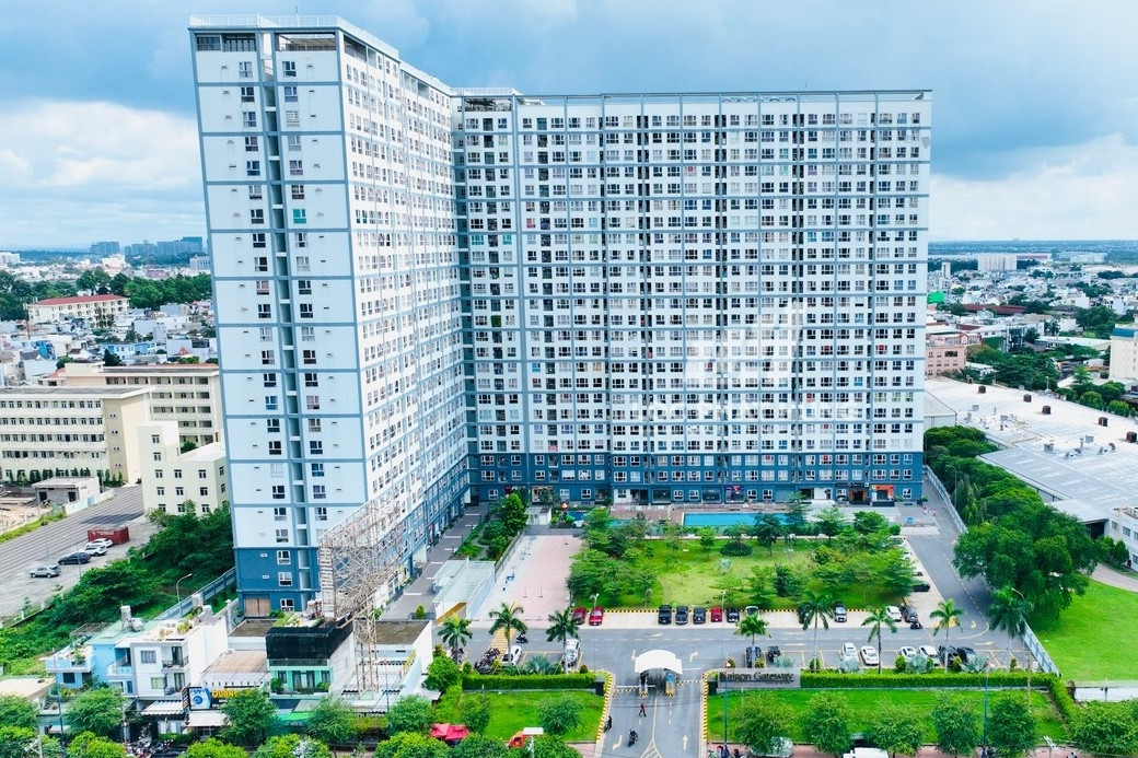 Chung cư gần 1.000 căn ở TPHCM: Khép lại tranh chấp, cư dân nhận sổ hồng