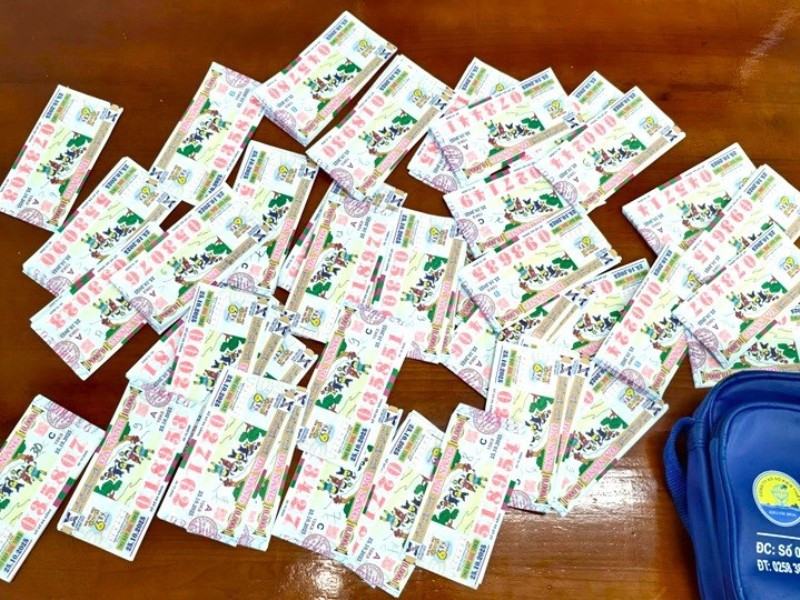 Cướp vé số của người khuyết tật 2.jpg