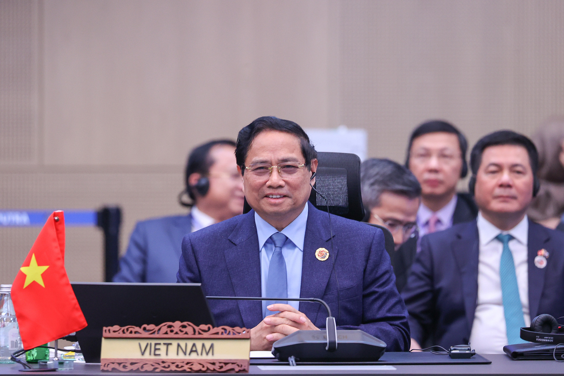 img4082 17615335578841378488936.jpg