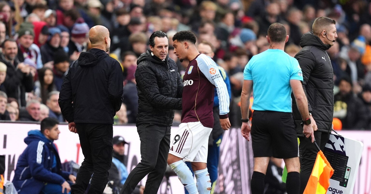 Jadon Sancho chịu thêm nỗi xấu hổ tột cùng ở Aston Villa