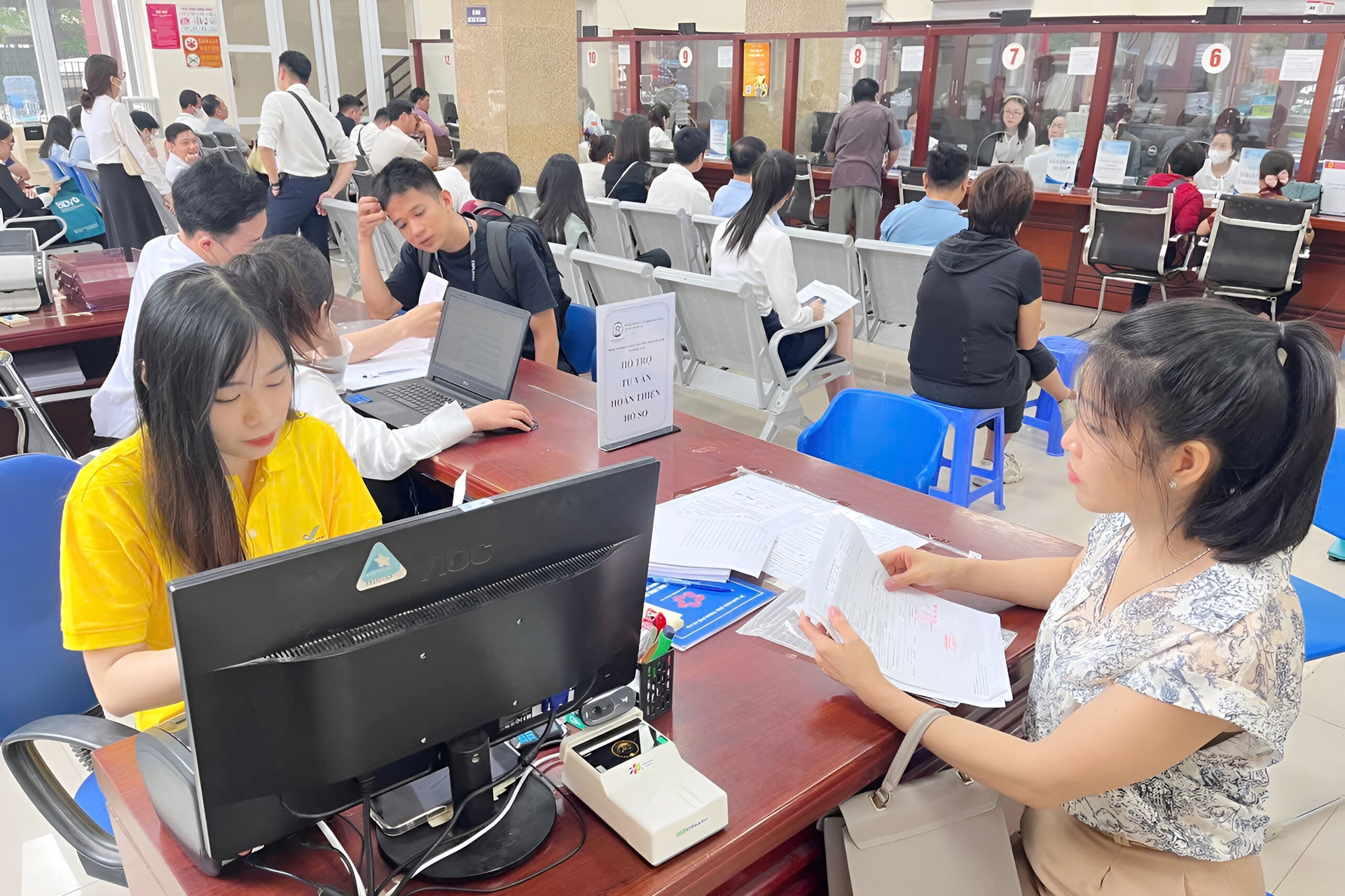 Không thu thành phần hồ sơ giấy với 25 dịch vụ công trực tuyến thiết yếu