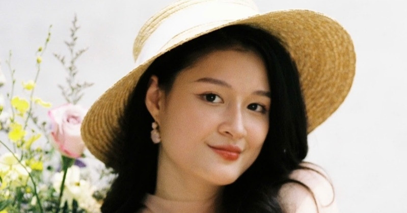 MC xinh như hoa hậu, học 2 trường ở Mỹ và nói t...