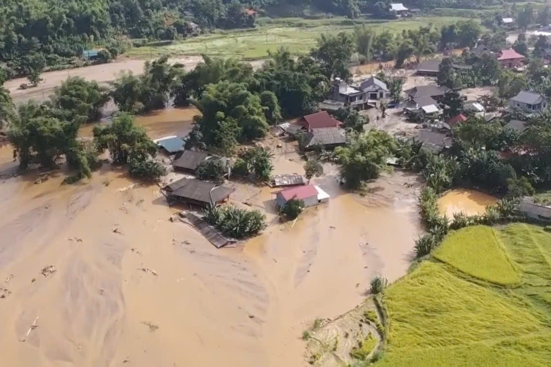 'Mỏ vàng' 30 tỷ trôi vào bản sau lũ: Quy trình khai thác thế nào?
