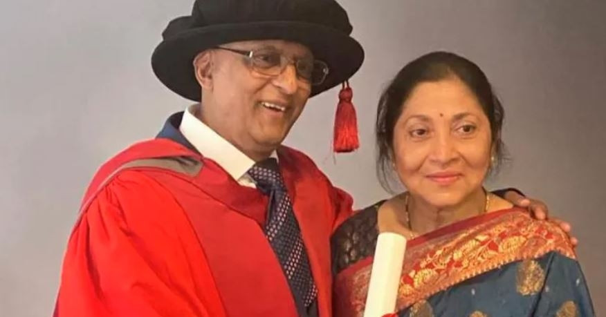 Người đàn ông trở thành tiến sĩ ở tuổi 69: Từng làm lao công, giúp việc